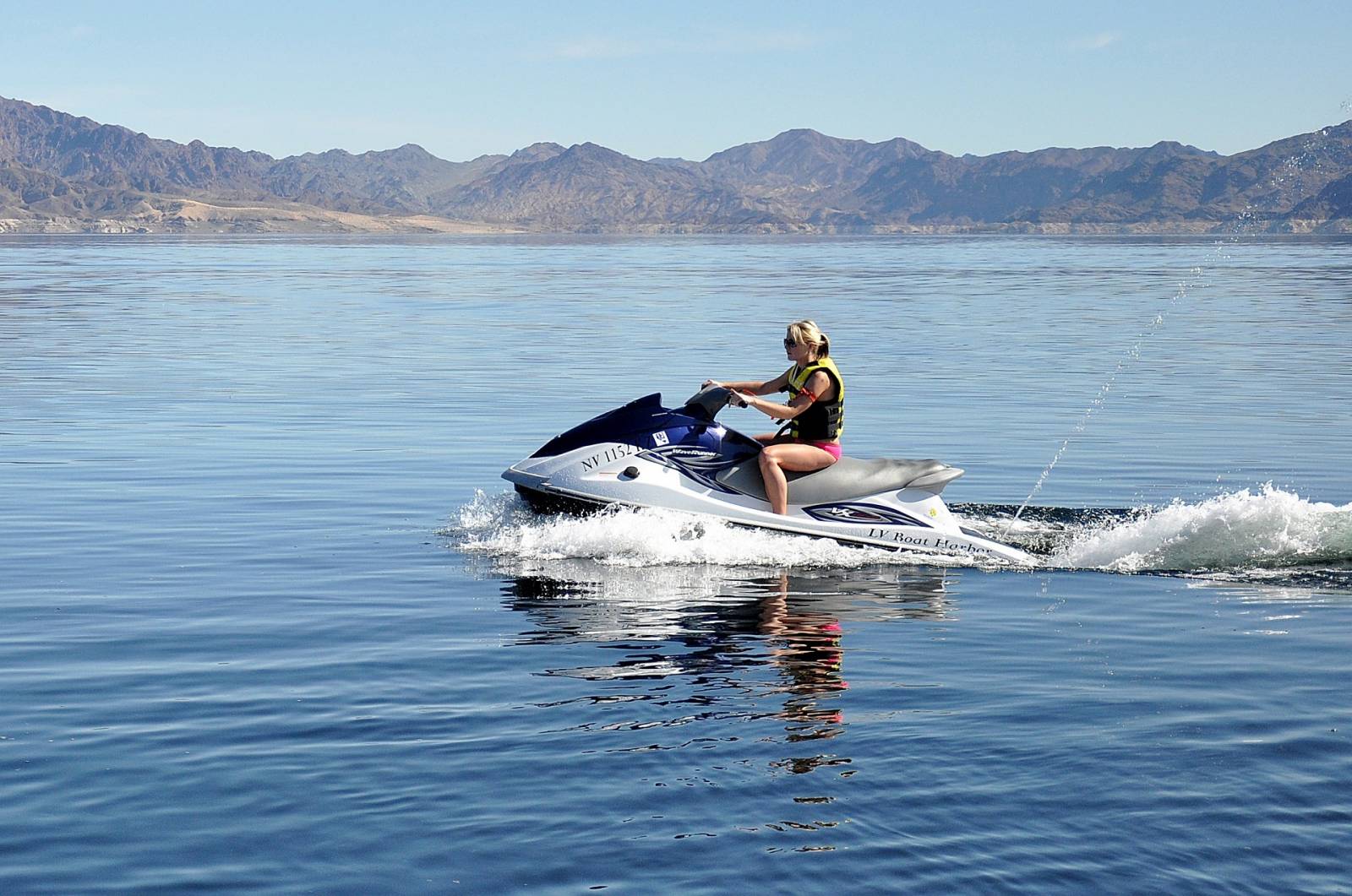 cherche assurance jet ski à Dieppe, en Seine-Maritime