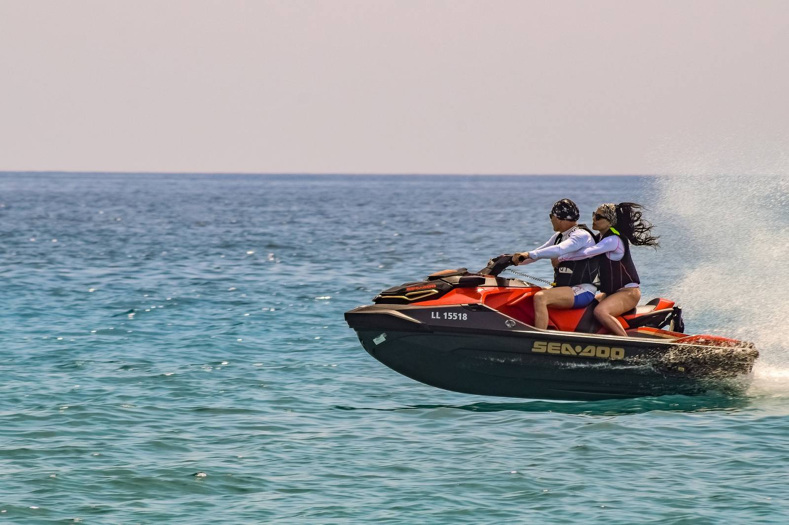 trouver une assurance jet ski à Deauville, près de Caen en Normandie